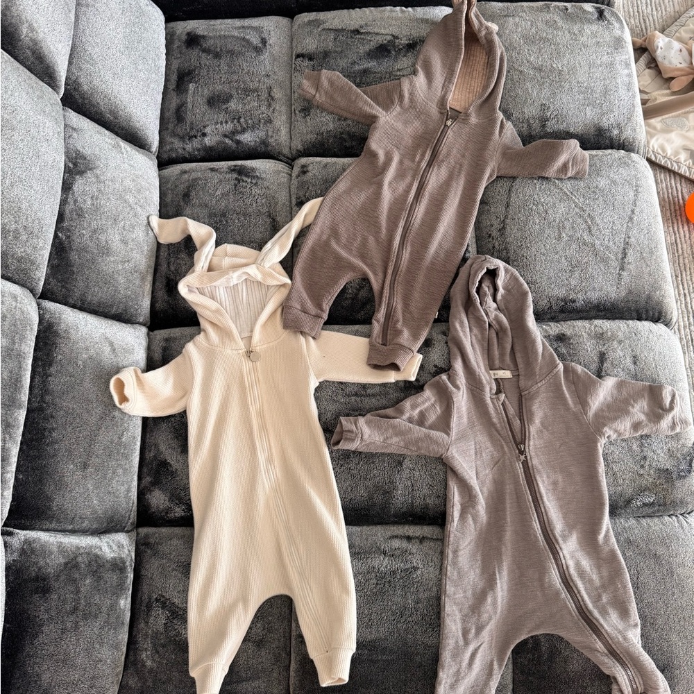 Cozy Baby Hooded Onesies - Neutral Tones